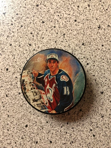 1996 Joe Sakic Avalanche NHL Hockey Stanley Cup Champions Official Vegum Puck Cover