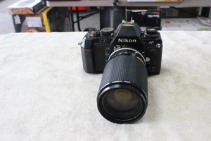Nikon N2020 35mm Film Camera +35 - 200mm 1:3.5-4.5 AF Lens + MF-19 DATA BACK - Picture 1 of 12