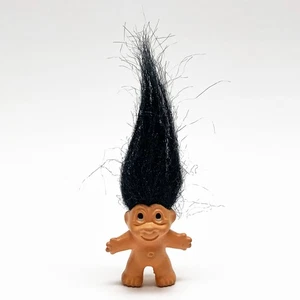 Muñeca vintage DAM Mini Troll 1989, pelo negro, 1,5 pulgadas - Imagen 1 de 3