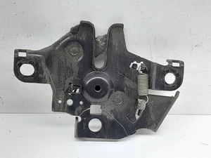 Fermo blocco cofano Toyota Prius (XW30) 2012 PUZ11646 - Foto 1 di 2