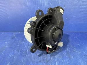 Suzuki Every EBD-DA64V Heater Blower Motor 74250-68H00 Used - Picture 1 of 7