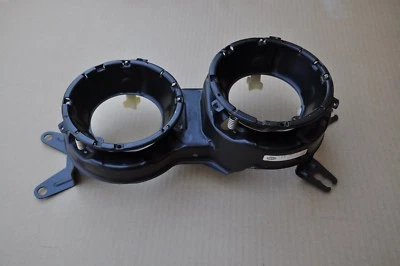 Marco/cubo de soporte de faro derecho BMW E23 733i 735i 63121371382 NLA NOS OEM Foto 1 de 4