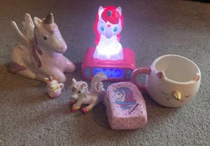 Girls unicorn gift bundle lexibook alarm clock, money box mug purse ornaments - Picture 1 of 10