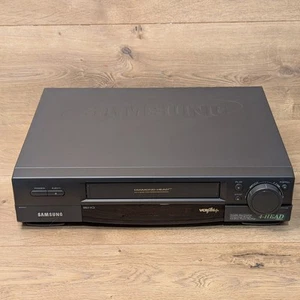 Reproductor VHS Samsung VR5855C de 4 cabezales VCR Plus HQ sin control remoto probado - Imagen 1 de 8