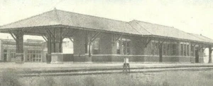 c1910 Nowata OK Missouri Pacific Depot, Eisenbahn, RR, Fayetteville & Little Rock - Bild 1 von 3