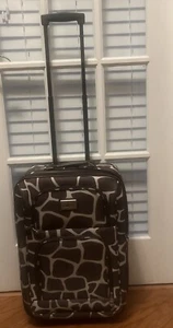 Verdi 21 Inch Luggage – Durable Softside Suitcase with 8-wheel Spinners-2 Pcs - Picture 1 of 6