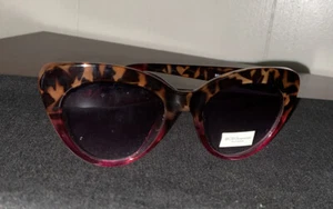 BCBG Max Azria Sunglasses - BG1010 215 LEOPARD TO WINE - MSRP $115 - Picture 1 of 4