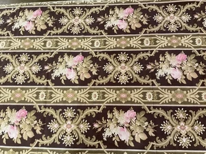 Nice Large Piece Of Late 1800s French Lisere fabric with beautiful roses - Picture 1 of 10