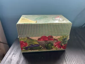 Recipe Box With Cards Dividers &Magnetic Notepad Kitchen Vegetable Organization - Picture 1 of 9
