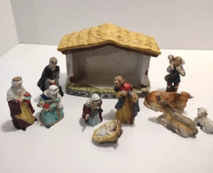 Juego de Belén Vintage Trim A Home con Caja Cerámica 11 Piezas Expositor de Navidad Religioso - Imagen 1 de 23