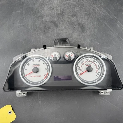 Painel de velocímetro fabricante de equipamento original 8S4T10890C compatível com: 2010-2011 Ford Focus - Imagem 1 de 4