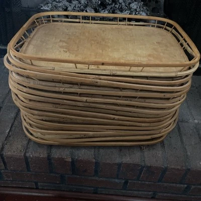 Lote de 16 bandejas de bambú de ratán vintage de mimbre Tiki Lap TV para servir picnic 19x13 Foto 1 de 4