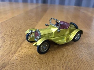 VINTAGE MATCHBOX LESNEY MODELS OF YESTERYEAR GOLD 913 CADILLAC #Y-6 ENGLAND - Picture 1 of 7