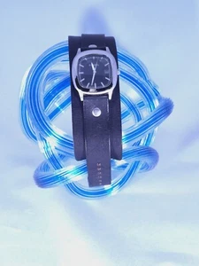 Mens Square Fossil Watch - Picture 1 of 3