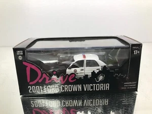 GREENLIGHT HOLLYWOOD 86609 FORD CROWN VICTORIA 2001 DRIVE -1:43- GOOD IN BOX - Imagen 1 de 7