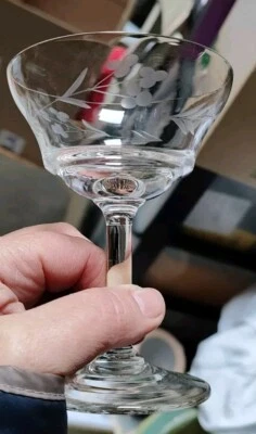 9 Ancienne Coupes à Champagne sur pied - Photo 1/4