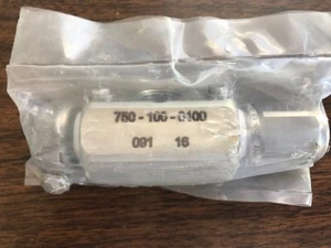 1 NEW UNUSED W. R. CARY COMPLETE SWIVEL BODY PART # 750-100-0000 **MAKE OFFER** - Picture 1 of 7
