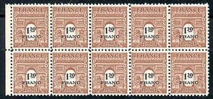 STAMP / TIMBRE FRANCE NEUF N° 707 ** BLOC DE 10 TIMBRES type A R C de TRIOMPHE - Photo 1/1