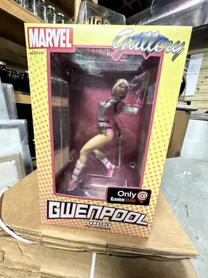 Marvel Gallery Gwenpool PVC Desenmascarado Diorama Gamestop Estatua Diamante Seleccionar Nuevo en Caja Foto 1 de 4
