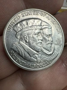 1924 Huguenot-Walloon Tercentenary Commemorative Half Dollar UNCIRCULATED - Picture 1 of 2