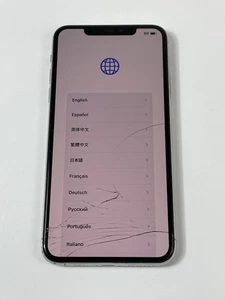 Apple iPhone 11 Pro Max 256GB (Sbloccato) A2161 Argento - Rotto - Foto 1 di 8