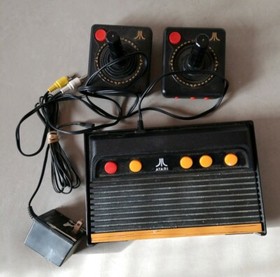 Atari Flashback 4 Launch Edition Black Console FOR PARTS ONLY 2 IR controllers