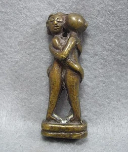 Inn Koo Lover Powerful Love Charm Sex Attraction Erotic Thai Amulet Buddha #1 - Picture 1 of 4