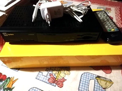 TELE SYSTEM DVBT T1 TS7700 HDMI - Decoder Digitale Terreste + Telecomando - Nero - Immagine 1 di 4