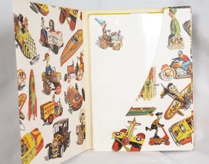 SEALED Hallmark Stationery Vintage Toys 16 Decorated Sheets + 16 Envelopes - Foto 1 di 5