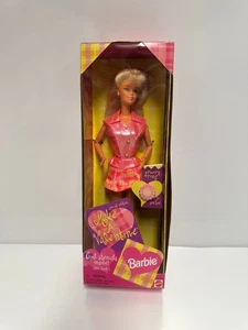 Barbie Edición Especial 1998 Make-A-Valentine con Plantillas y Anillo Groovy - Imagen 1 de 4