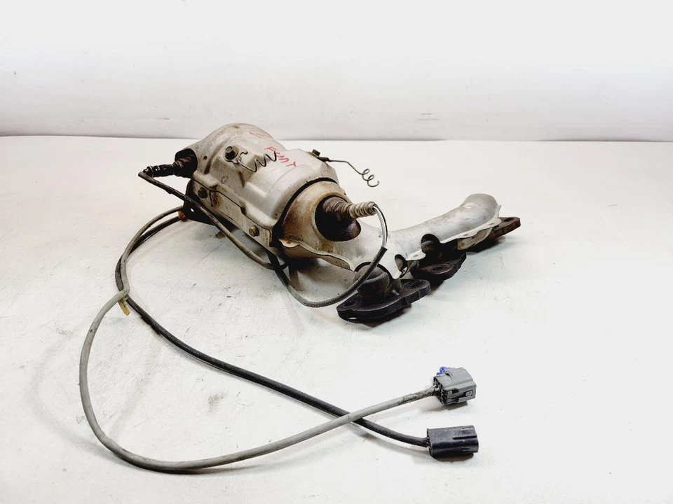 MAZDA 6 2006 2007 2008 3,0 L colector de escape delantero AJ48-20-50XC Foto 1 de 4