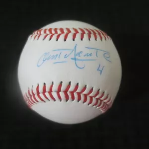 Omar Infante Braves/Tigers autograph Baseball #1 - Picture 1 of 2