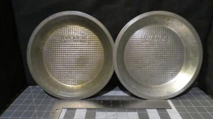 lot of 2 Vintage Ovenex Perfect Bakeware Waffle Textured Pie Pan 9" - Picture 1 of 8