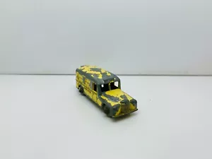 MATCHBOX DAIMLER AMBULANCE NO 14 ENGLAND LESNEY 57 MM LONG 45 - Picture 1 of 6