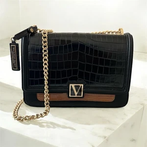 Victoria's Secret Mini Shoulder Bag Purse Crossbody V-Quilt Clutch Organizer - Picture 1 of 7