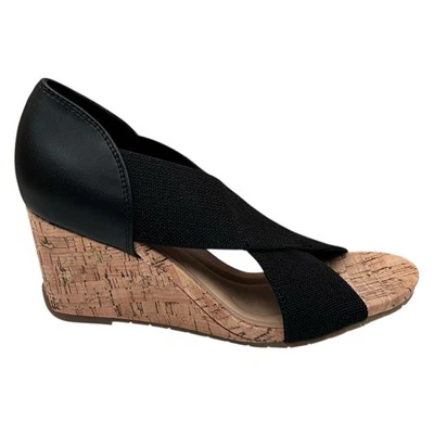 Sandalia de cuña de corcho elástico Kenneth Cole Gelena para mujer talla 8 negra-bronceada punta abierta Foto 1 de 4