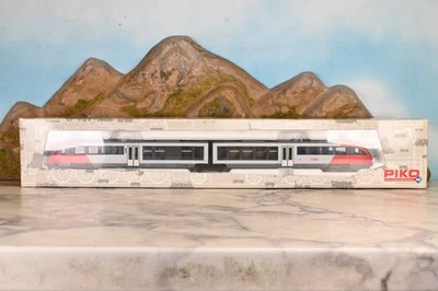 Piko 52216 H0 Br. 5022 013-6 Dieseltriebzug Desiro der ÖBB - DIGITAL AC (H767) - Bild 1 von 4