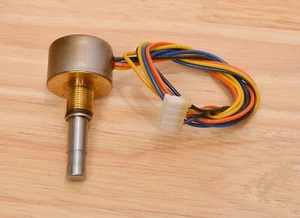 KENWOOD TS-850SAT PARTS - VFO ENCODER - Picture 1 of 2