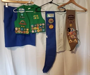 Vintage Pfadfinder Uniform, Schärpen, Abzeichen, Pins Konvolut - Bild 1 von 20