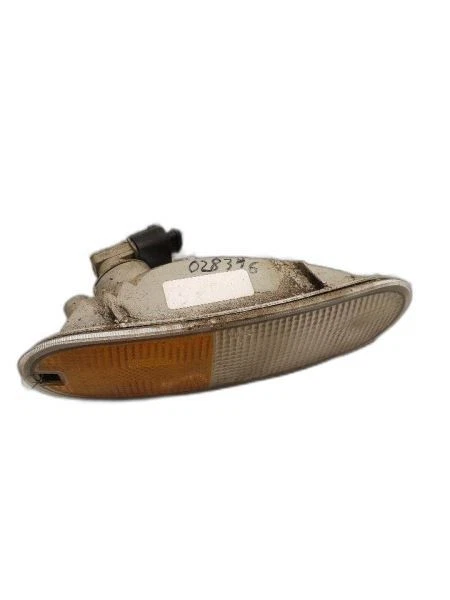 Parachoques antiniebla montado en la esquina/luz de estacionamiento para pasajeros se adapta a 01-05 BEETLE 1178078 Foto 1 de 4