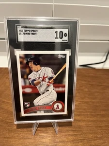 Aggiornamento 2011 Topps US175 Mike Trout RC SGC 10 GEM MINT Angels ROOKIE Future HOFer - Foto 1 di 2