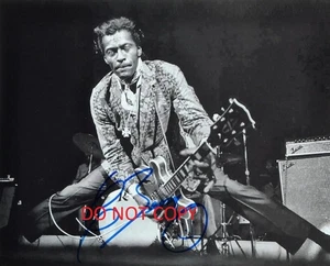 CHUCK BERRY - Autographed Signed 8x10 Reprint Photo !! - Picture 1 of 1