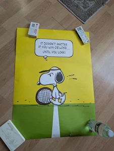 Poster vintage 1958 Peanuts Snoopy tennis 28" per 20" di Hallmark Cards - Foto 1 di 3