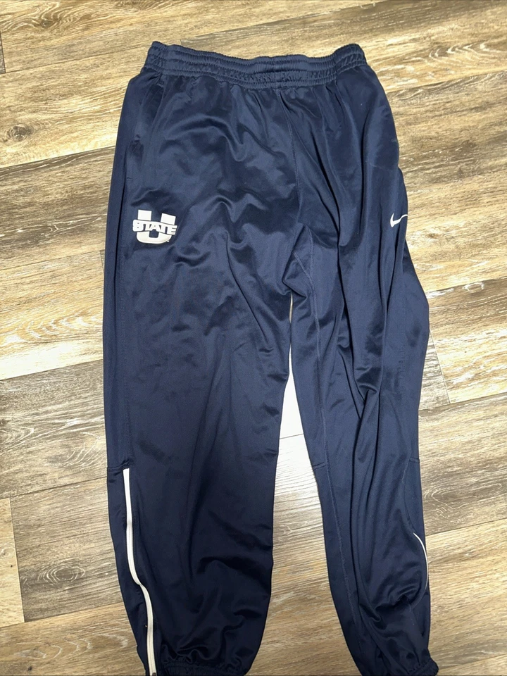 Pantalones deportivos Dri Fit para hombre Utah State Foto 1 de 4