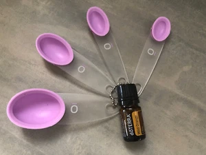Nuevo juego de cuchara medidora y naranja silvestre genuina doTERRA 5 ml - Imagen 1 de 1