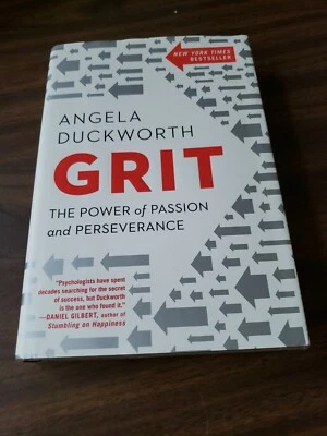 Grit : The Power of Passion and Perseverance by Angela Duckworth 1st Edition HC  Foto 1 de 4