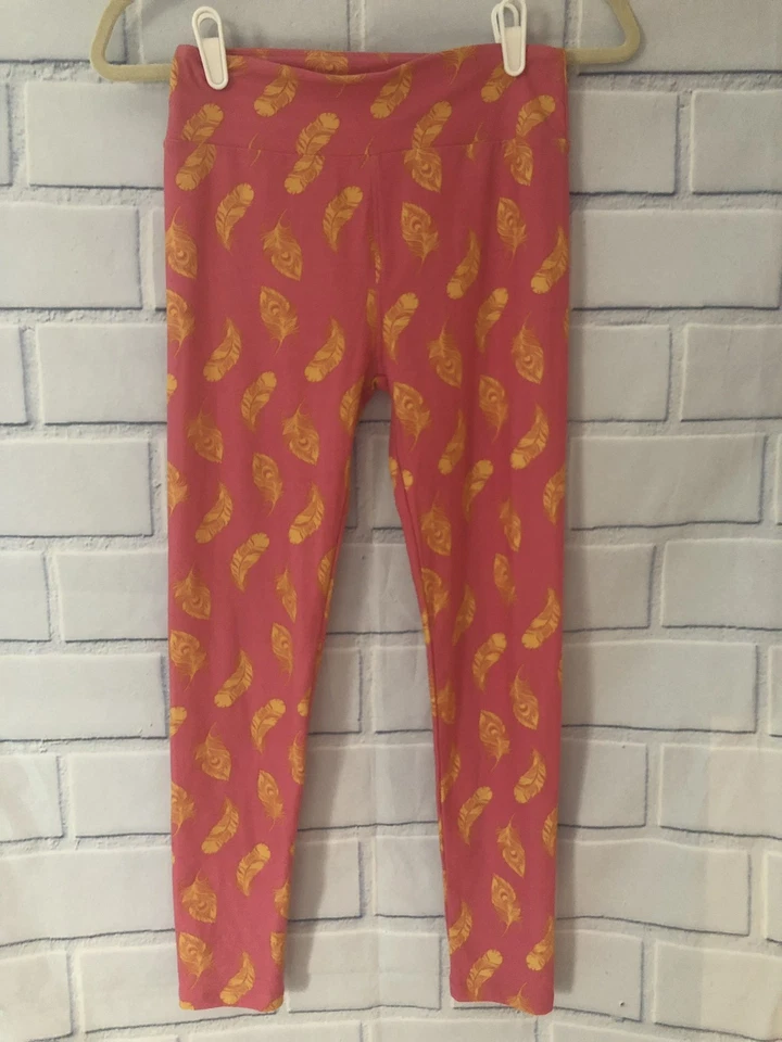 Леггинсы LuLaRoe однотонные розовые с желтыми павлиньими перьями OS один размер длинные - Изображение 1 из 4