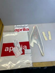 1 kit 3 stickers arrière aprilia ap8267229 SR 50 h2o noir 1997 - Picture 1 of 4
