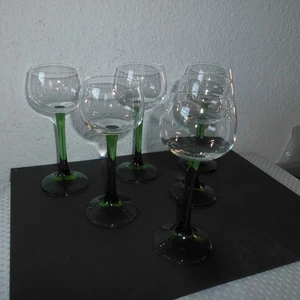 6 x Weingläser Weißweingläser grüner Stil Weinglas Gläser Glas  H 17 cm Top - Bild 1 von 4
