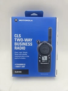 New Motorola CLS1410 4 Channel UHF Two-Way Business Radio - Photo 1/5